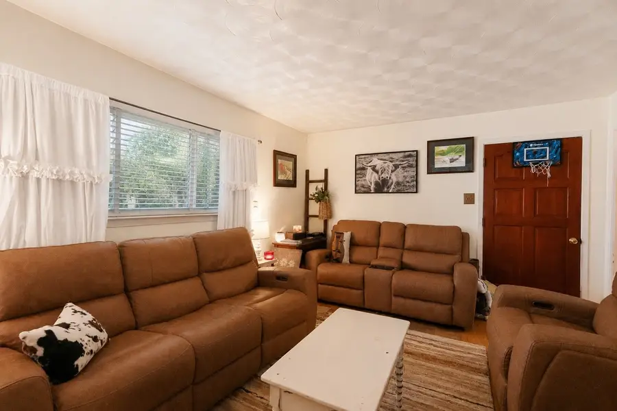 505 Lynda Lane, Arlington, TX 76010 - #3