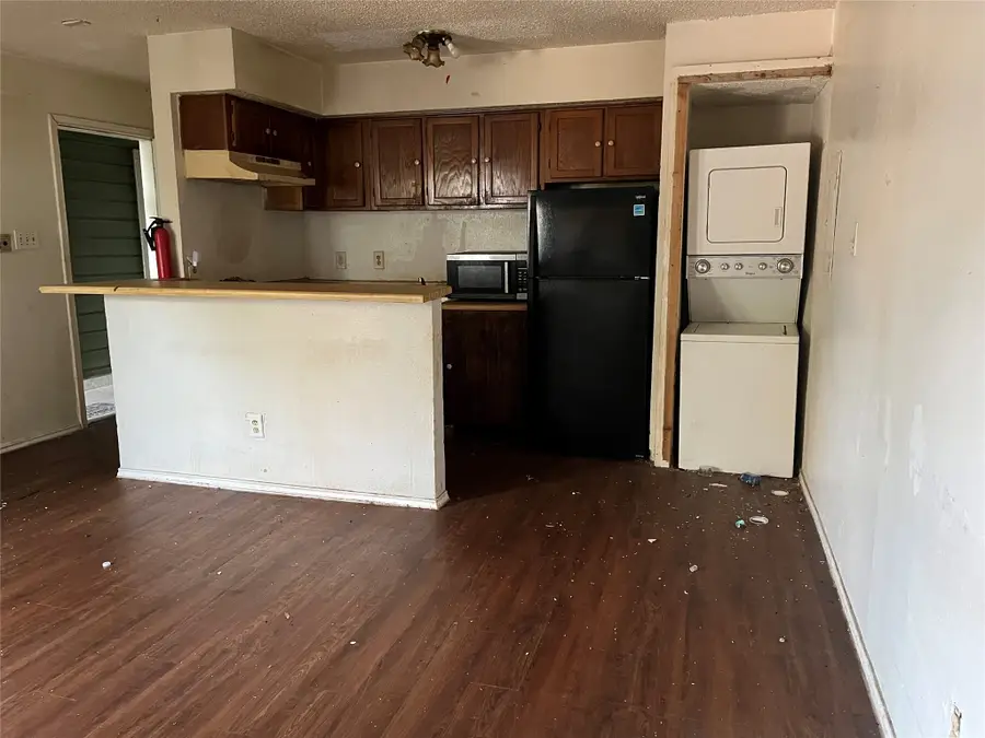9823 Walnut Street #303, Dallas, TX 75243 - #2