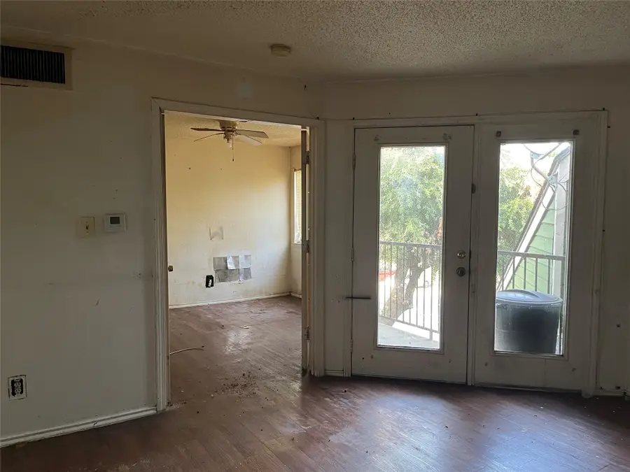 9823 Walnut Street #303, Dallas, TX 75243 - #3