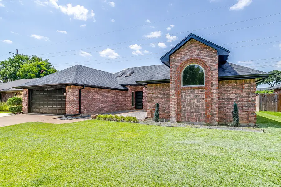 3425 Dorchester Drive, Bedford, TX 76021 - #2