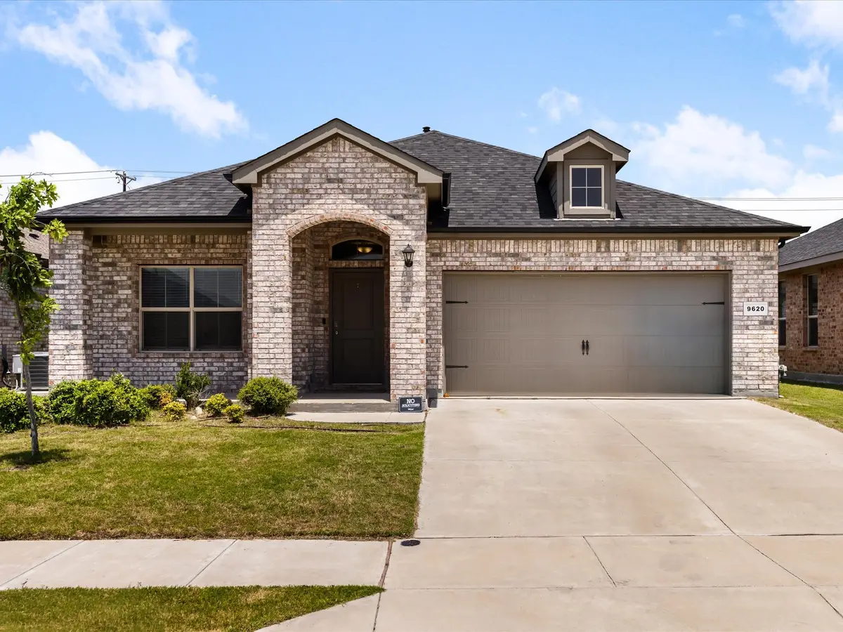 9620 Hickory Knob Drive, Fort Worth, TX 76108 - #1