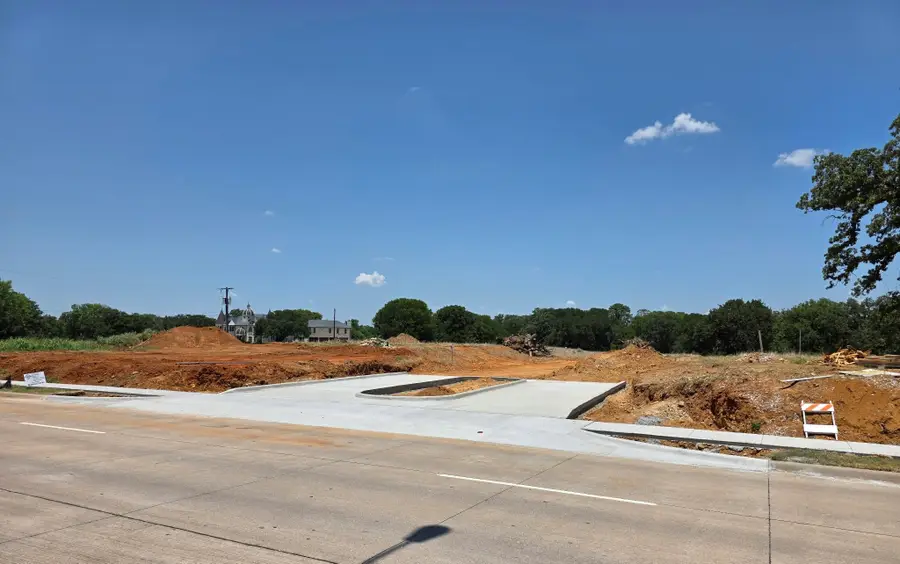 2 Elkhorn Drive, Dalworthington Gardens, TX 76016 - #2