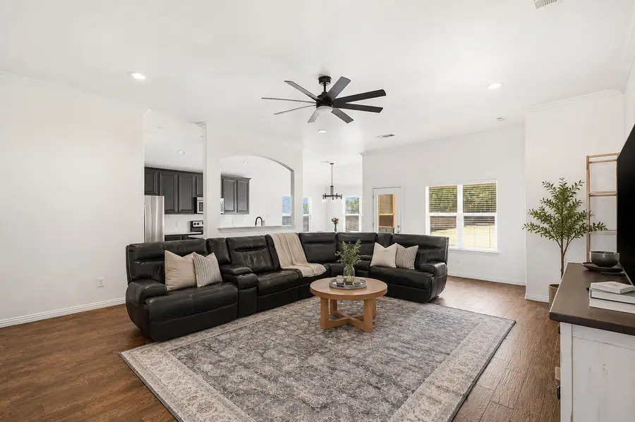 780 Countryside Drive, Aubrey, TX 76227 - #2