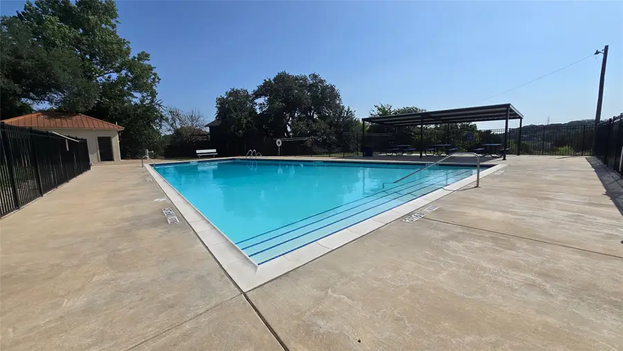 5615 Stonegate Circle, Granbury, TX 76048 - #3
