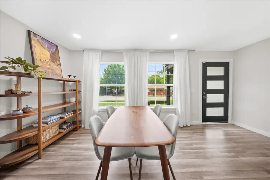3535 Virginia Boulevard, Dallas, TX 75211 - #3