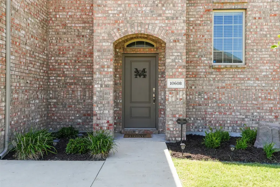 10608 Plumlee Lane, Aubrey, TX 76227 - #3