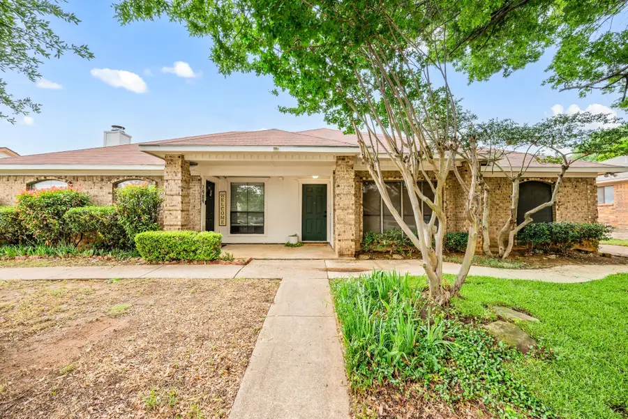 2911 Post Oak Drive, Euless, TX 76039 - #2