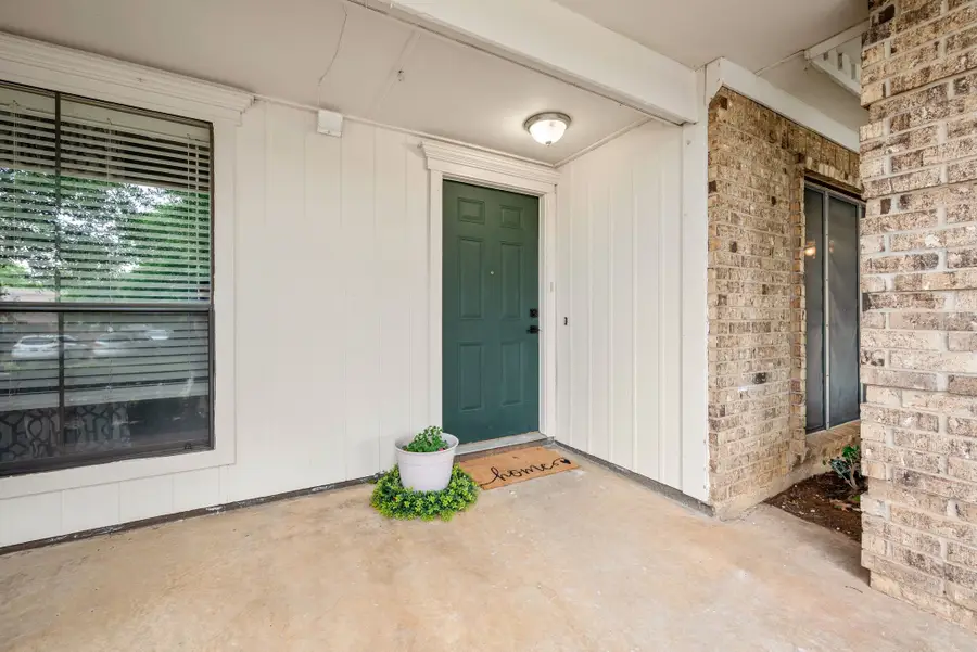 2911 Post Oak Drive, Euless, TX 76039 - #3