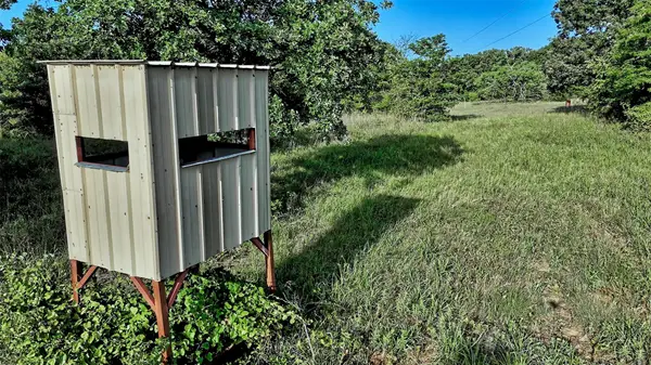 218 Illinois Bend Road, St Jo, TX 76265