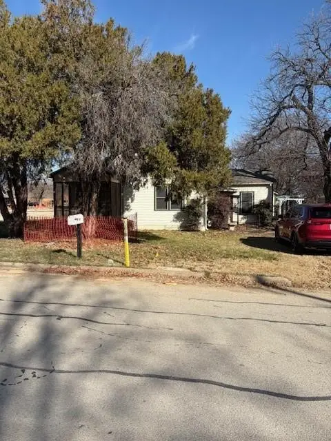 201 E Vine Street, Keller, TX 76248