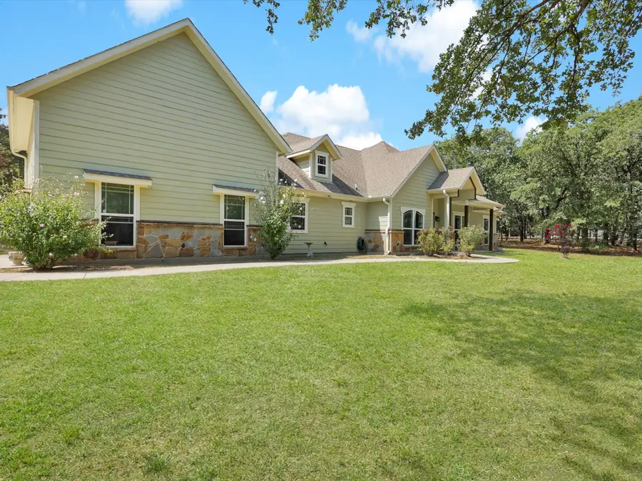 1255 Greg Street, Azle, TX 76020 - #3