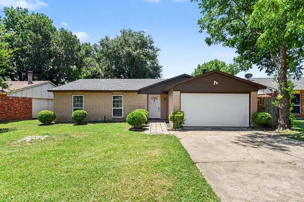 224 Rockcrest Drive, Mesquite, TX 75150