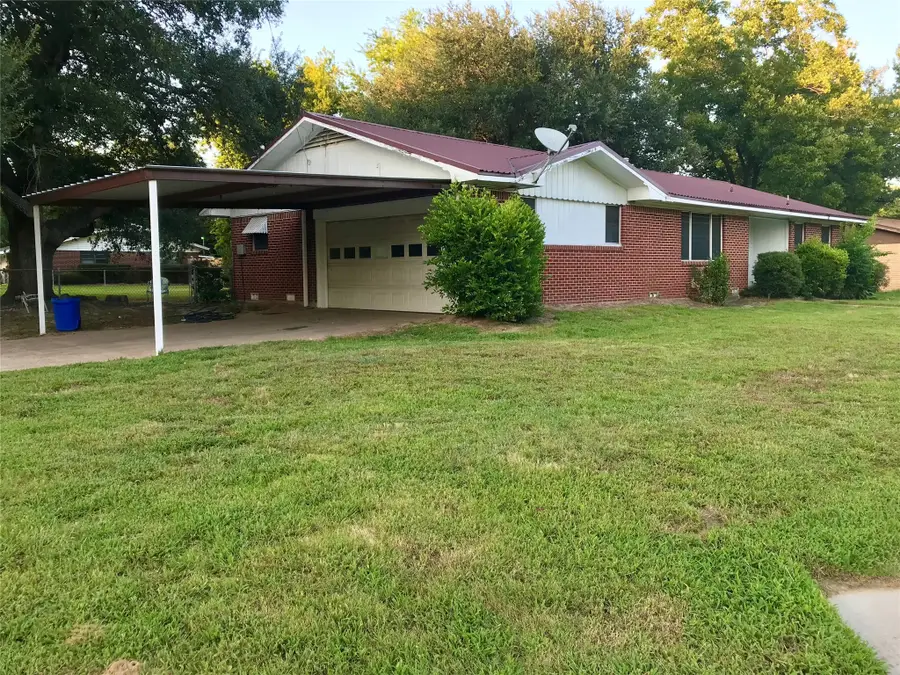 1001 College Street, Sulphur Springs, TX 75482 - #2