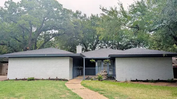 1756 Cynthia Lane, Hurst, TX 76054