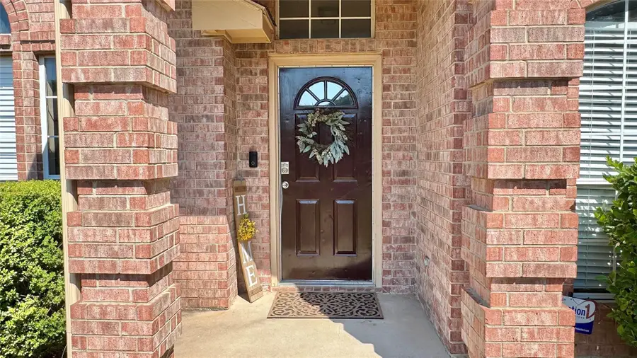 610 Brookside Drive, Cedar Hill, TX 75104 - #2