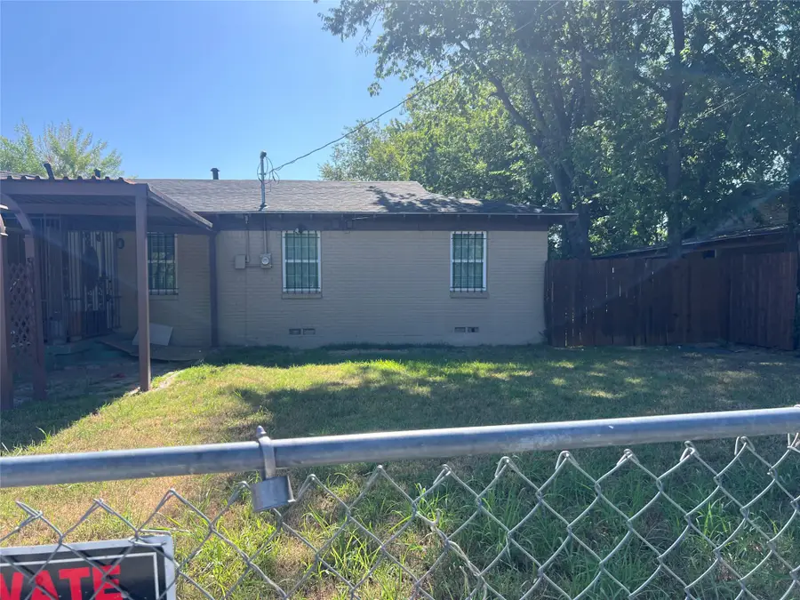 366 S St Augustine Drive, Dallas, TX 75217 - #3