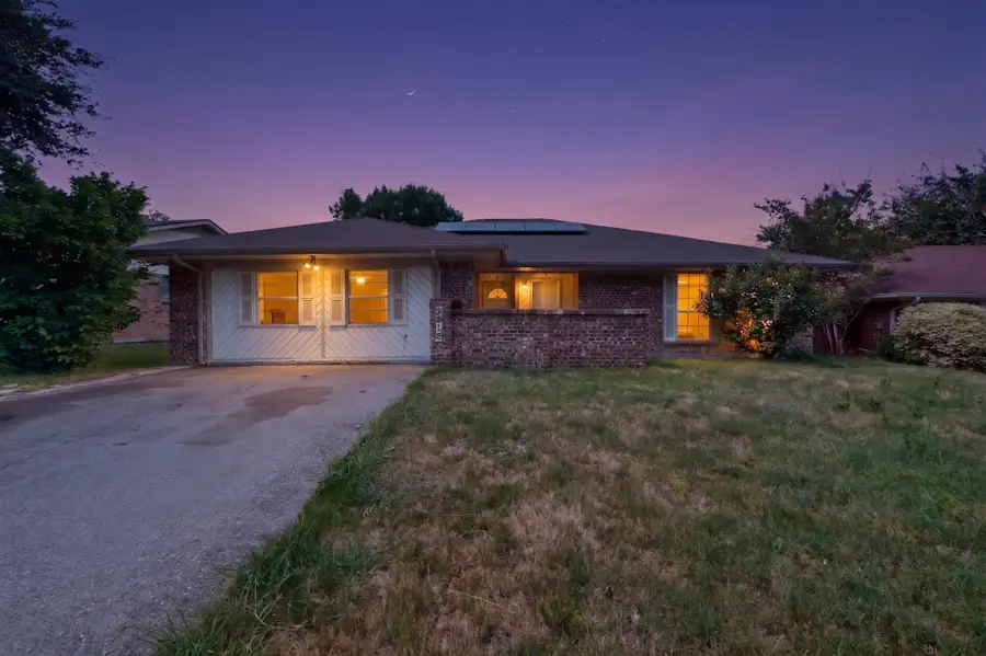 3612 Holly Springs Drive, Fort Worth, TX 76133 - #2