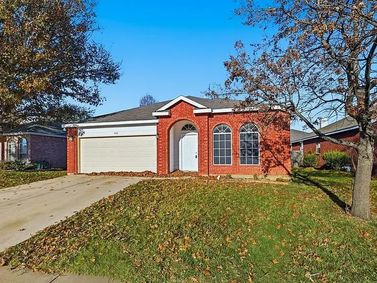 1048 Harriman Drive, Saginaw, TX 76131 - #2