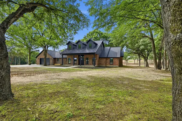 410 Arkansas Road, Sadler, TX 76264