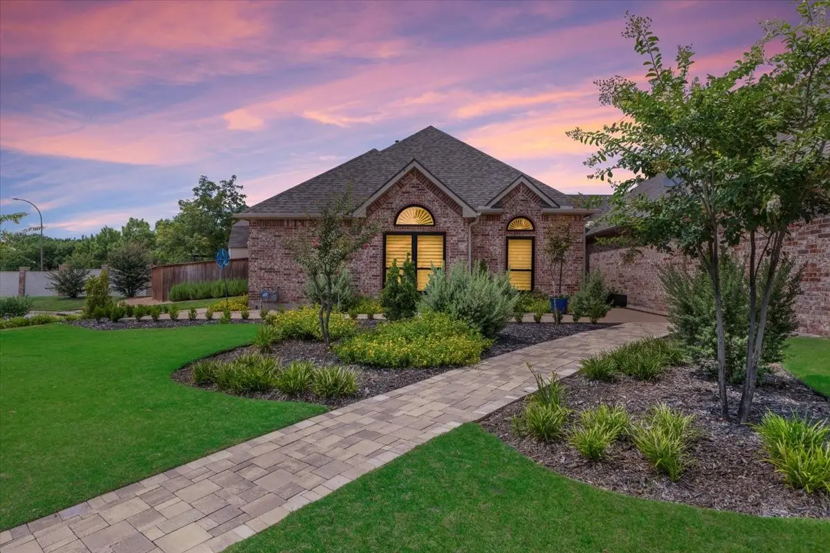 2105 Norwood Lane, Arlington, TX 76013 - #1