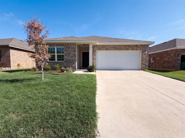429 Starboard Drive, Crowley, TX 76036