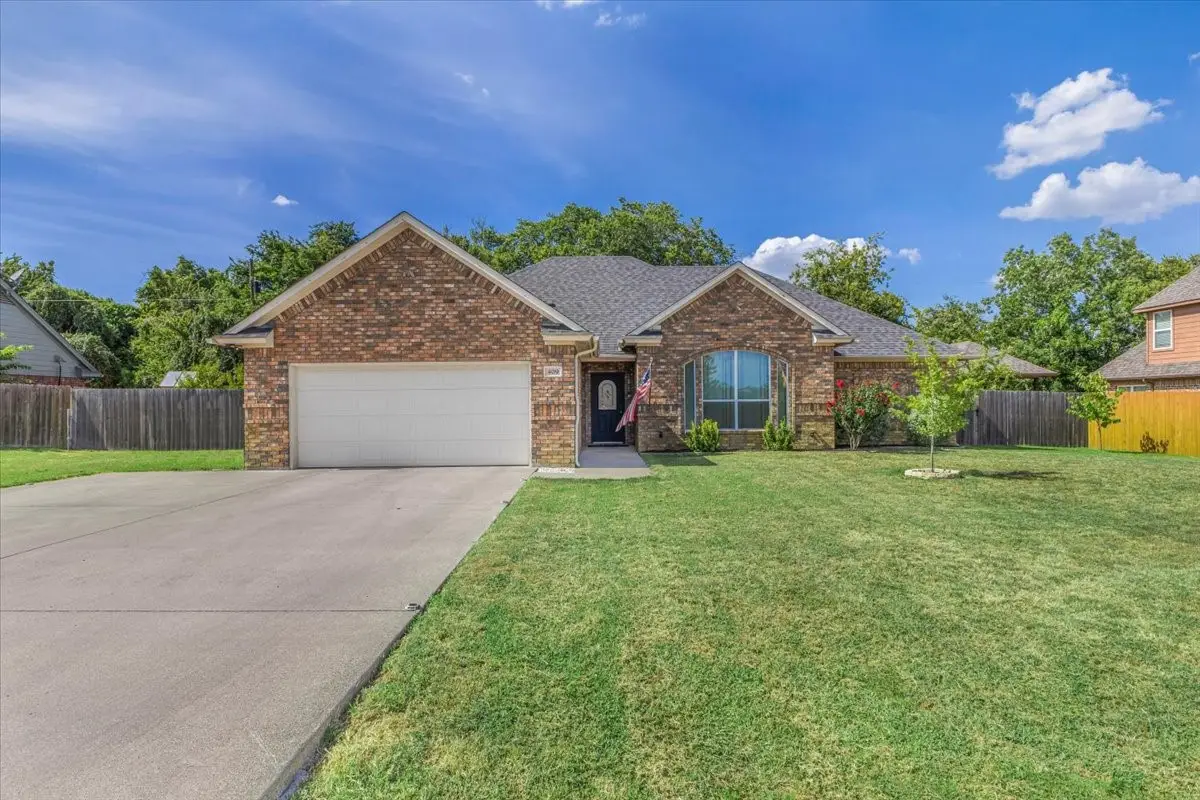 409 Edgewood Terrace, Boyd, TX 76023 - #1