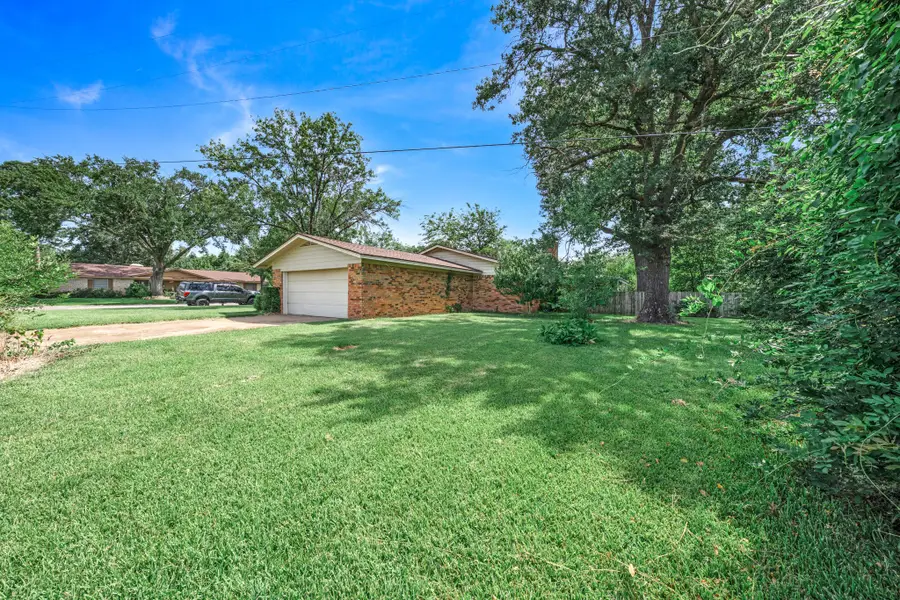 300 Merrell Drive, Sulphur Springs, TX 75482 - #3