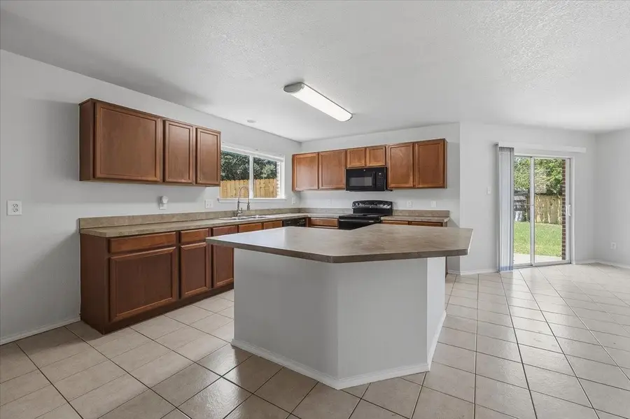 2728 Maegen Circle, Fort Worth, TX 76112 - #3