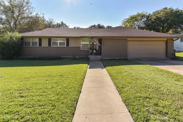 4132 Middlebrook Road, Fort Worth, TX 76116