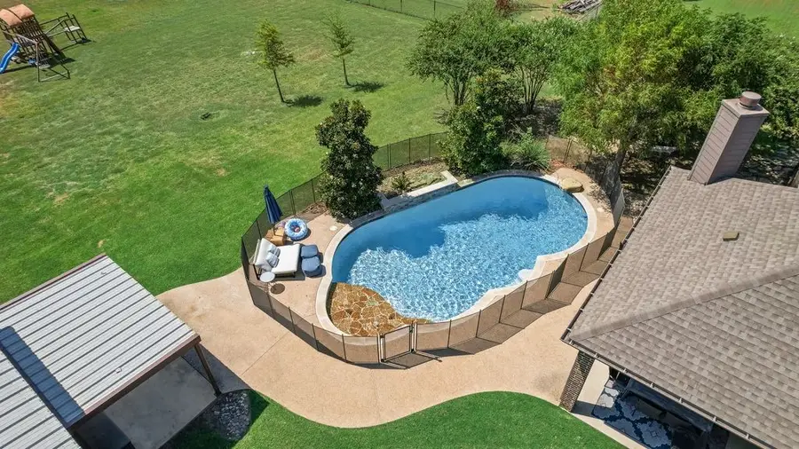 421 Walker Court S, Waxahachie, TX 75167 - #3