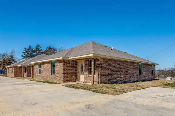 131-139 Houston Street, Italy, TX 76651