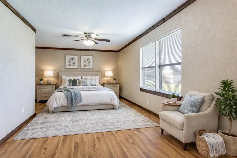 401 Ashwood Street, Azle, TX 76020 - #2