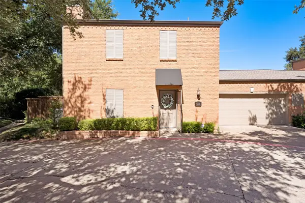 5727 Remington Park Square, Dallas, TX 75252