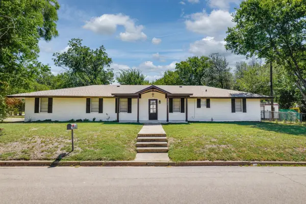 3000 Old Robinson Road, Waco, TX 76706