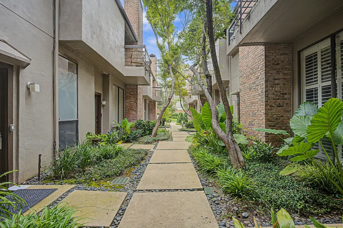 3948 Buena Vista Street #106, Dallas, TX 75204 - #1