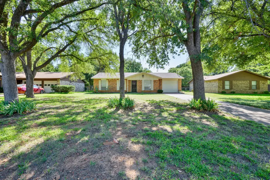 1309 East Street, Graham, TX 76450 - #2