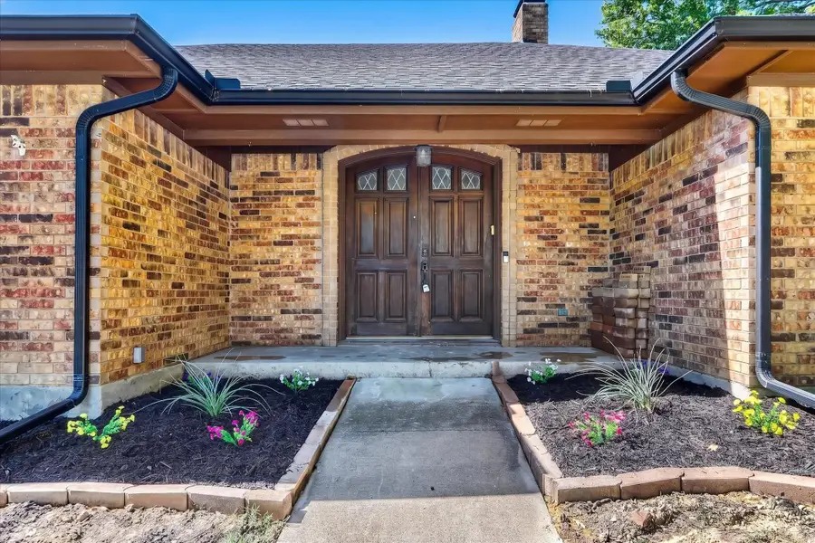 1101 British Boulevard, Grand Prairie, TX 75050 - #2