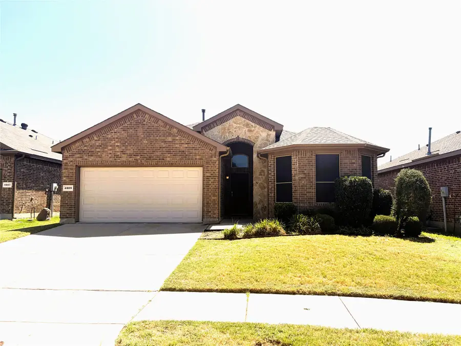 4809 Gunnison Drive, Denton, TX 76208 - #2