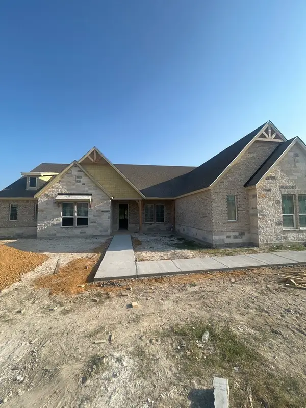 1103 Perrin Lane, Van Alstyne, TX 75495