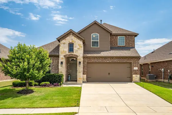 11204 Glover Lane, Aubrey, TX 76227