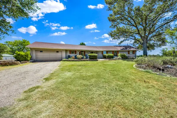 8727 S Fm 69, Como, TX 75431