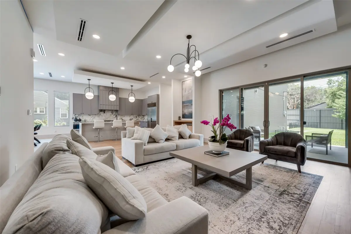 4528 W Amherst Avenue, Dallas, TX 75209 - #1