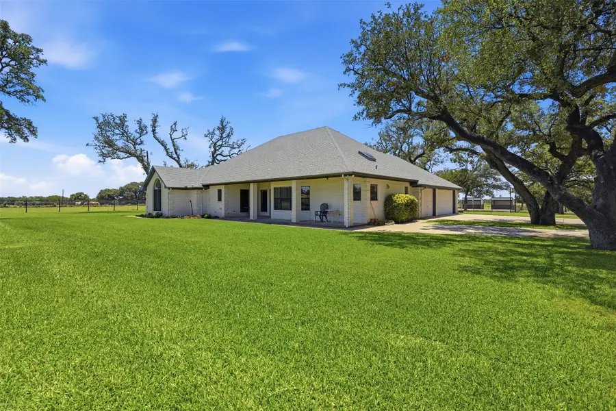 13800 Hutcheson Lane, Weatherford, TX 76087 - #2