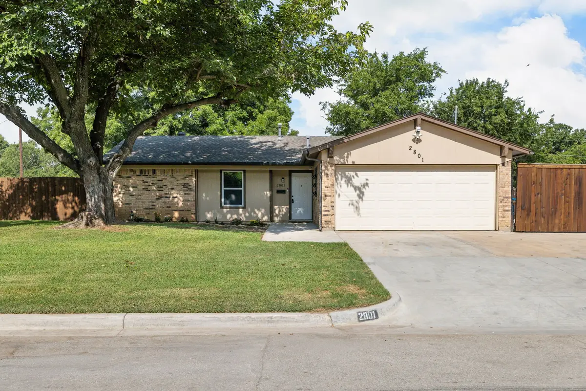 2801 Rosebud Lane, Richland Hills, TX 76118 - #1