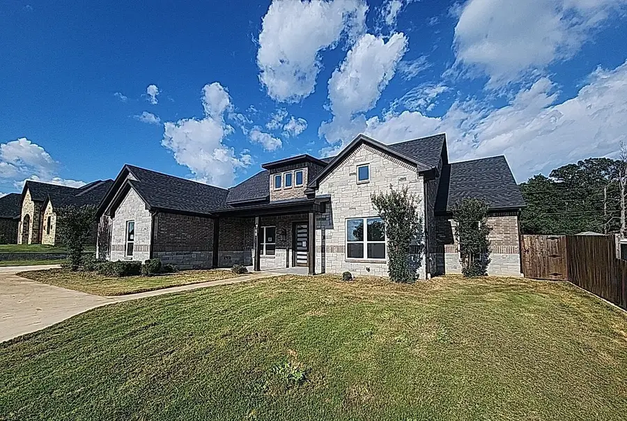 740 Arledge Street, Azle, TX 76020 - #2