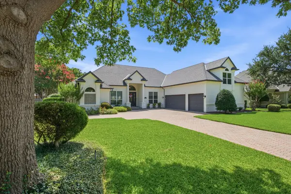 1430 Bent Trail Circle, Southlake, TX 76092