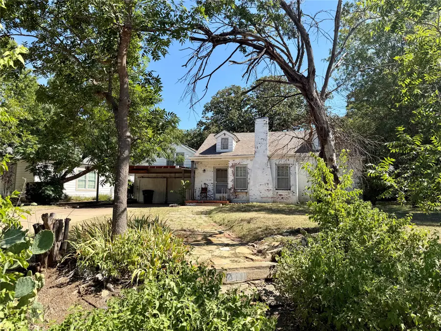 2201 Aster Avenue, Fort Worth, TX 76111 - #2