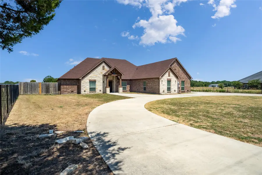 829 Meadow Lark Lane, Red Oak, TX 75154 - #2