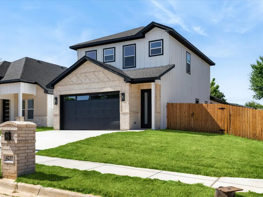 4237 Avenue H, Fort Worth, TX 76105 - #2