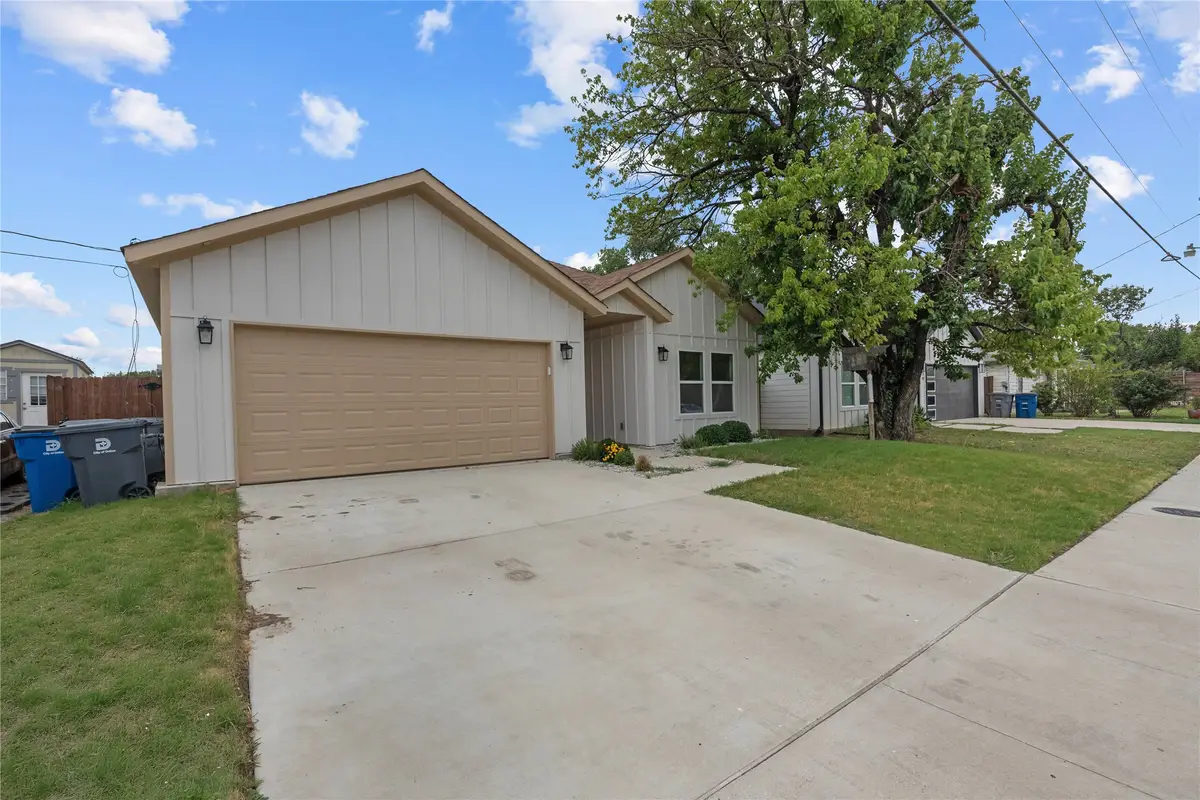 4115 Vineyard Drive, Dallas, TX 75212 - #1